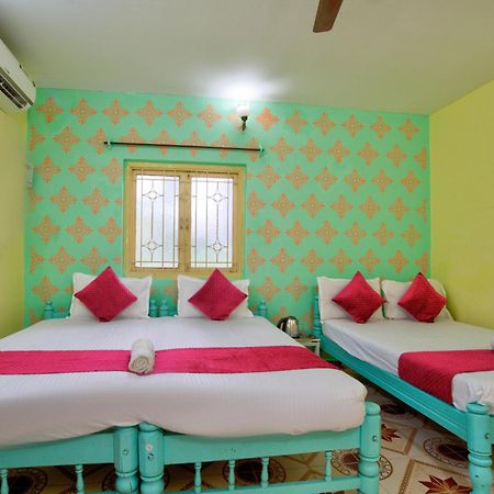 Oceanic Pearl Beach Guest House Calangute Buitenkant foto
